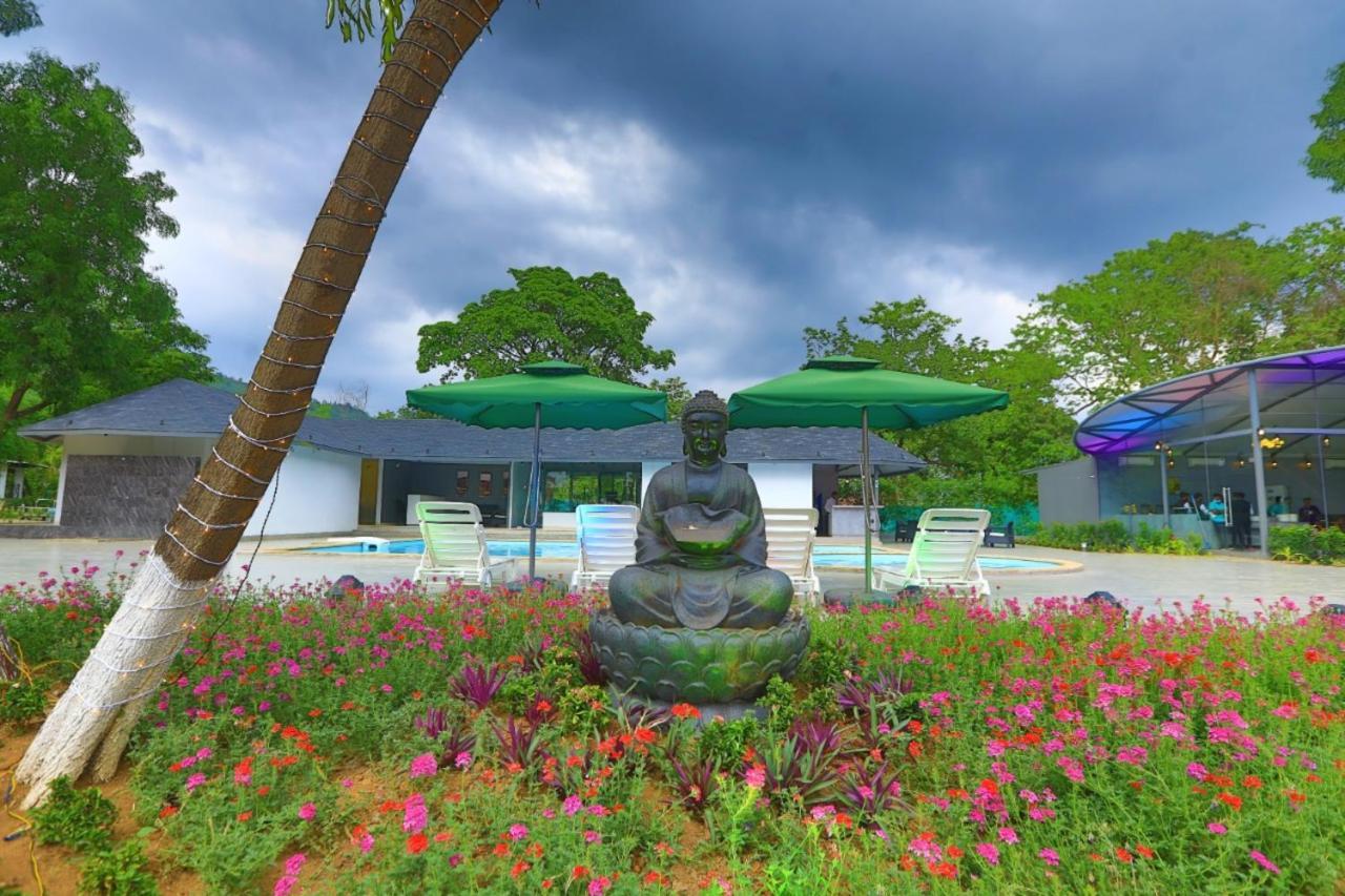 White Feather Resort Kauncha Silvassa Ngoại thất bức ảnh