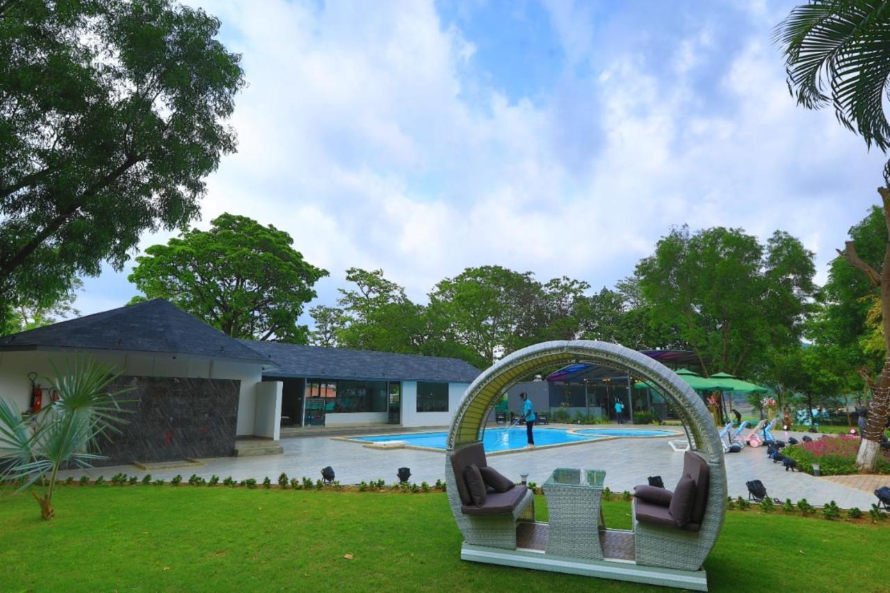 White Feather Resort Kauncha Silvassa Ngoại thất bức ảnh