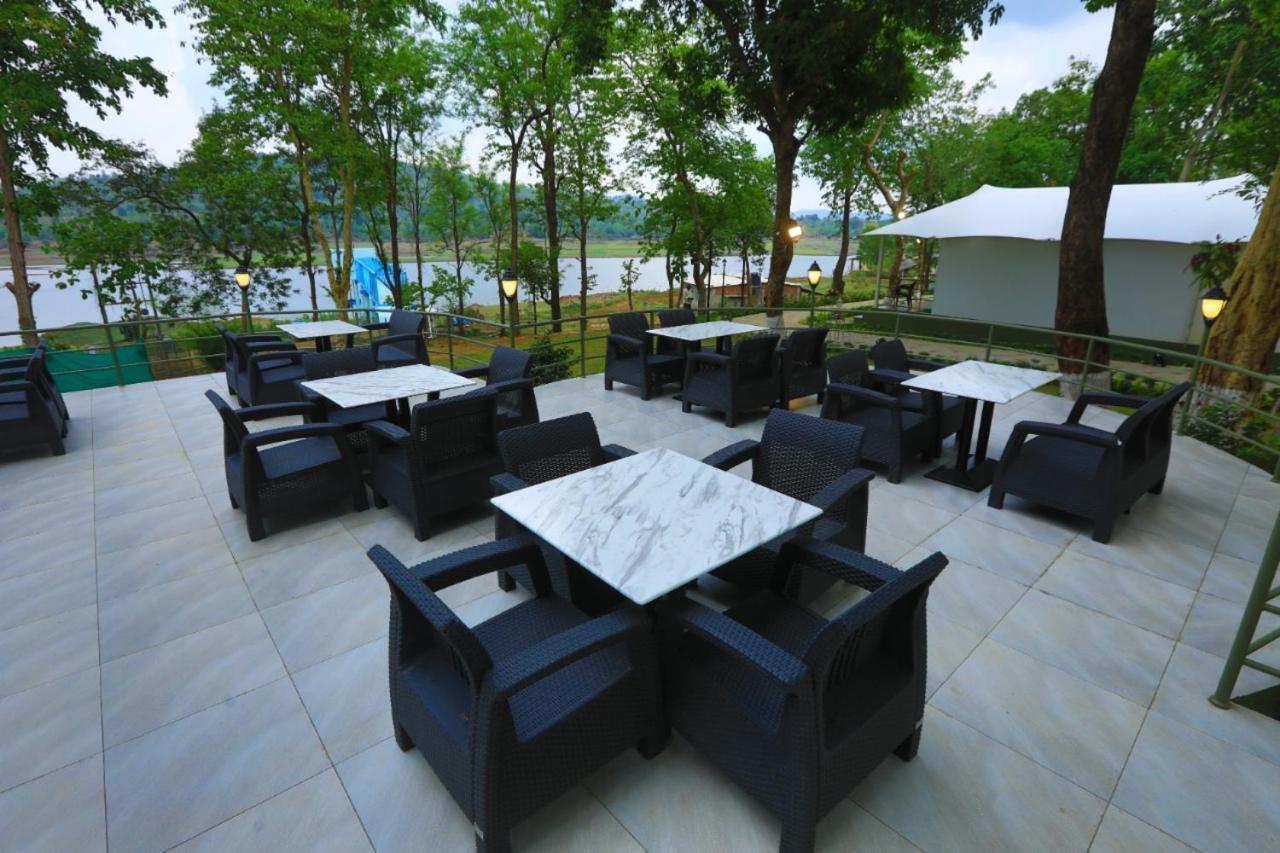 White Feather Resort Kauncha Silvassa Ngoại thất bức ảnh