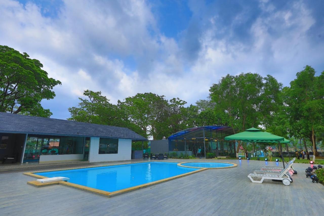 White Feather Resort Kauncha Silvassa Ngoại thất bức ảnh