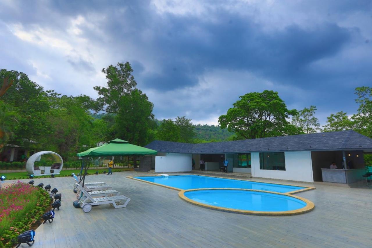White Feather Resort Kauncha Silvassa Ngoại thất bức ảnh