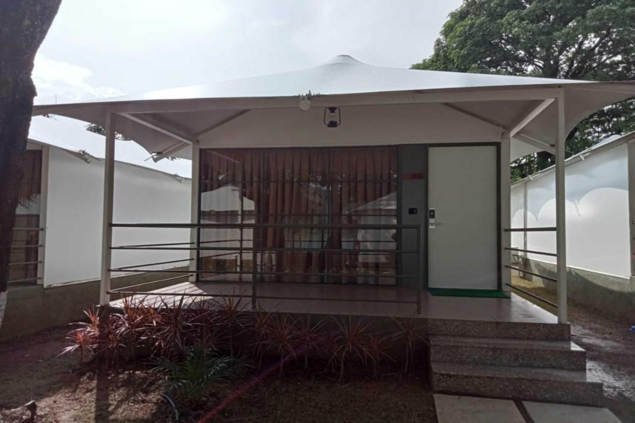 White Feather Resort Kauncha Silvassa Ngoại thất bức ảnh