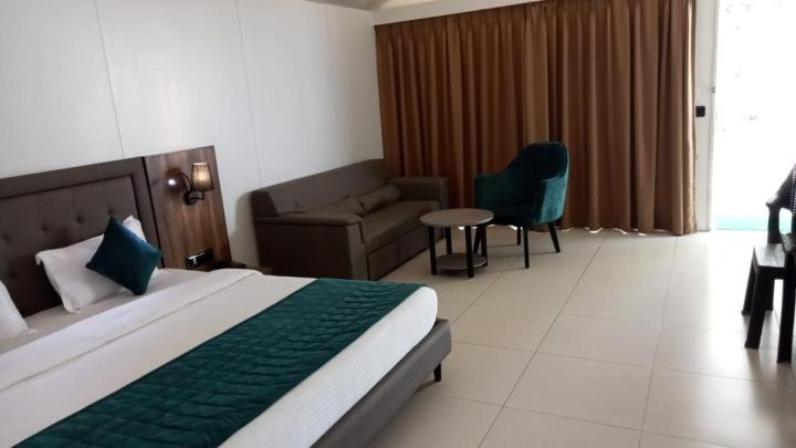 White Feather Resort Kauncha Silvassa Ngoại thất bức ảnh