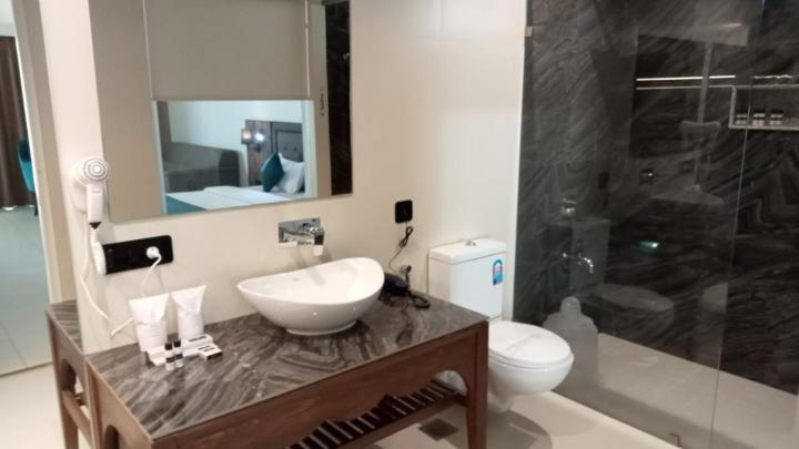 White Feather Resort Kauncha Silvassa Ngoại thất bức ảnh